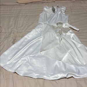 Chic Asymmetrical White Dress with Bow Detail